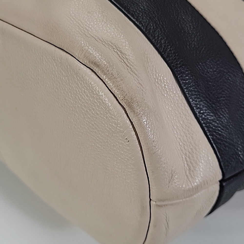 Radley London Striped Black and Cream Leather Tote Bag - Picture 9 of 15